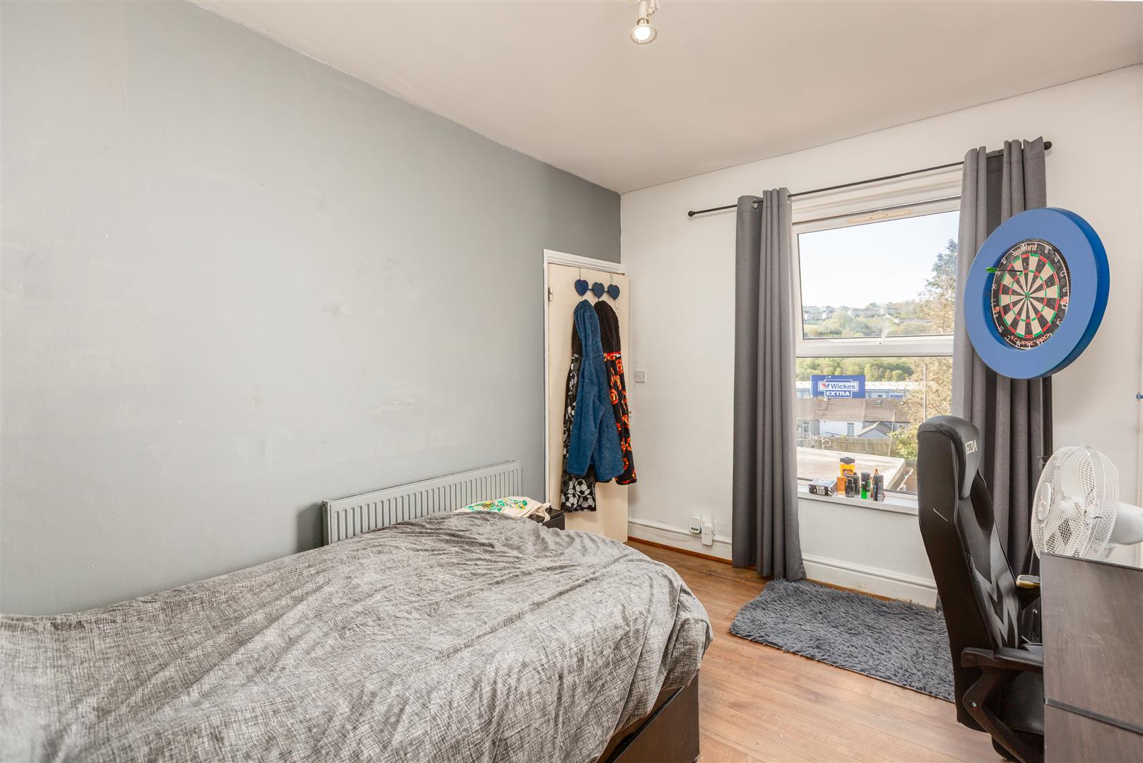 Middle Road, Cwmbwrla, Swansea, SA5 8HE